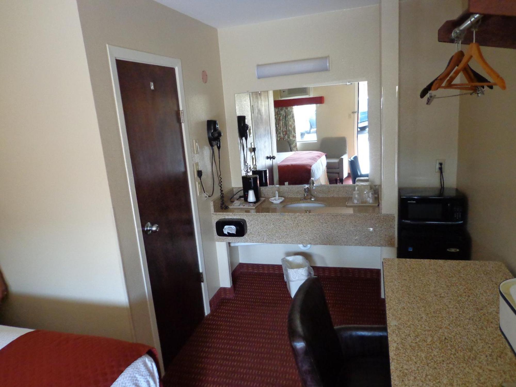 Economy Inn Express Warren Extérieur photo