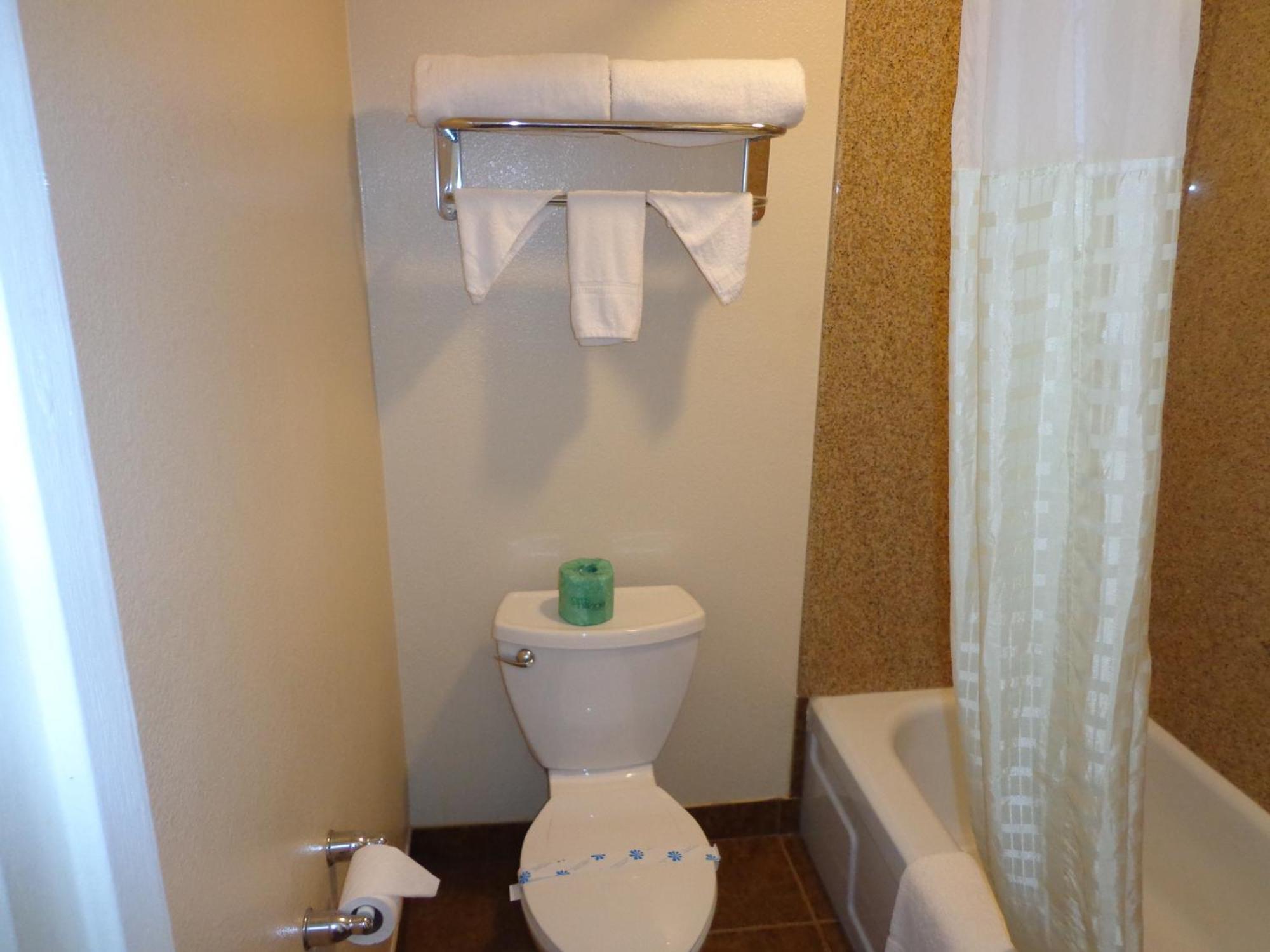 Economy Inn Express Warren Extérieur photo