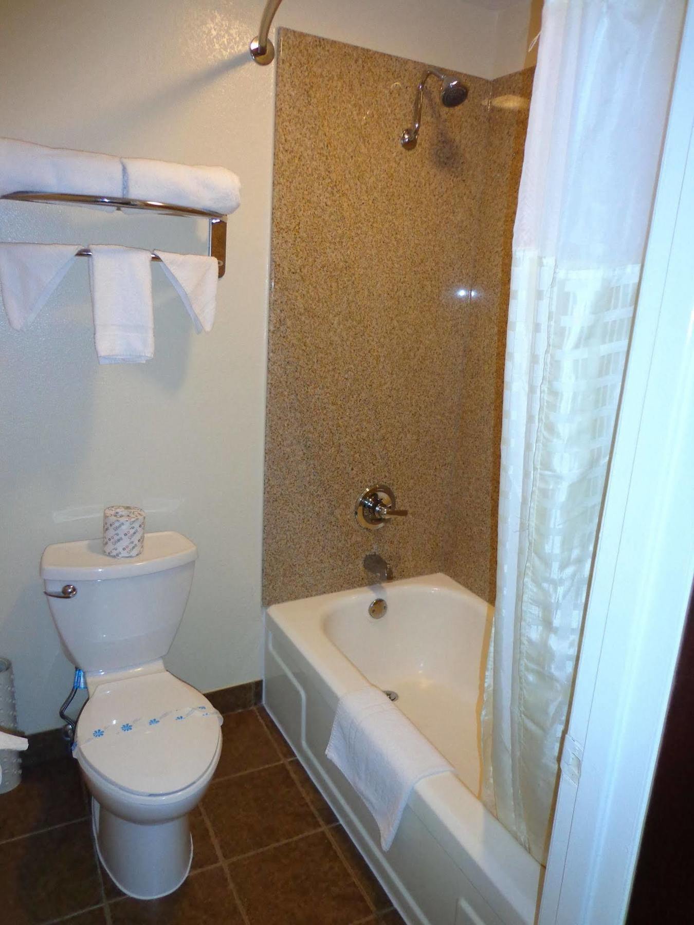 Economy Inn Express Warren Extérieur photo